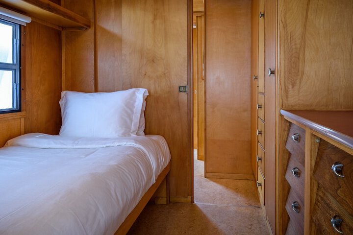 Room 4 of 101