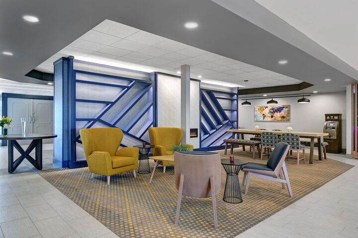 Hotel 10 of 170