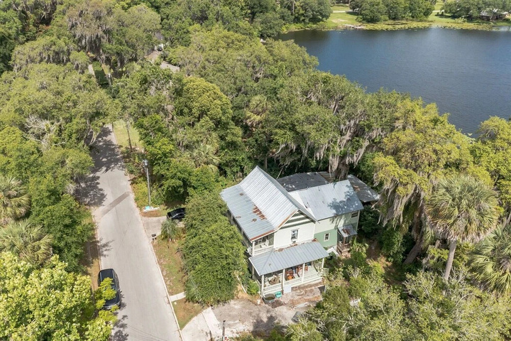 West Stella Lake House With Outdoor Pool Table & Fireplace 3 Bedroom Residence by Redawning
