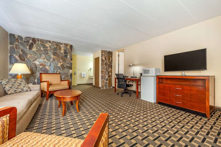 Room 19 of 62