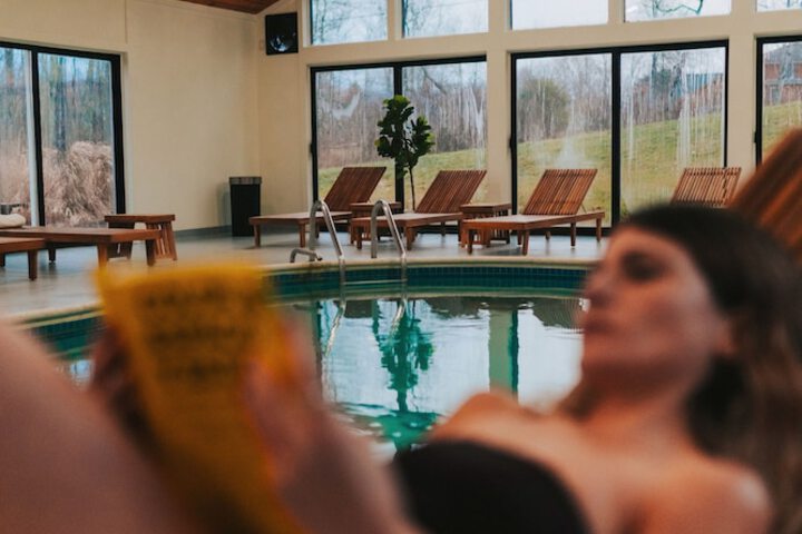 Pool 16 of 64