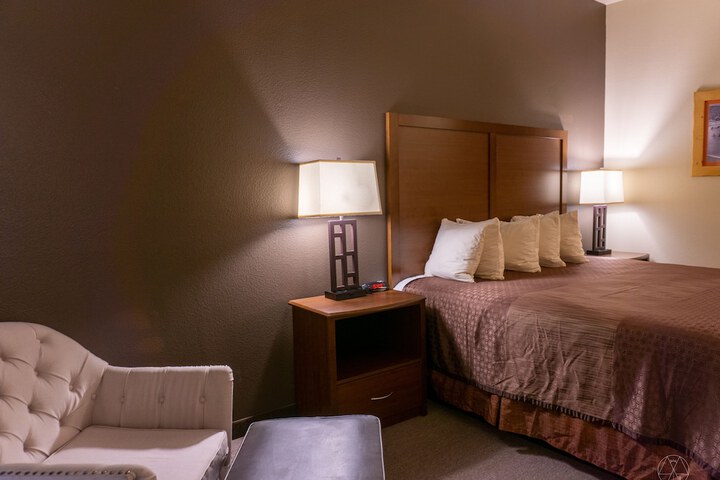 Room 13 of 89