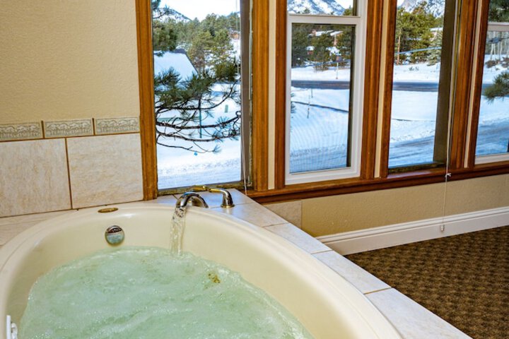 Hot Tub 100 of 114