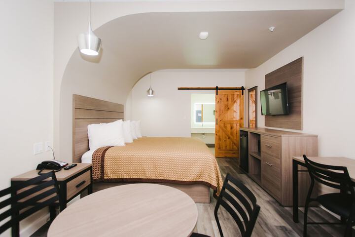 Room 17 of 57