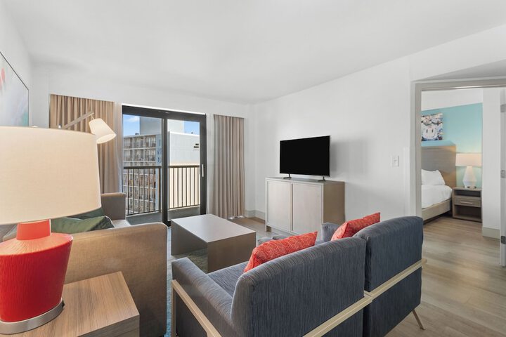Room 127 of 273