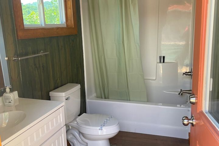 Mountain Aire Cottages Inn & Glamping