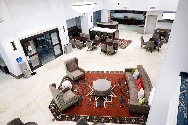 Hotel 6 of 70