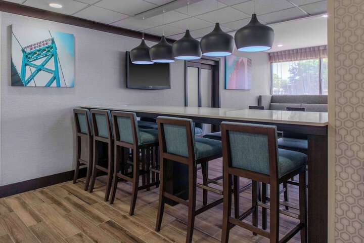 Hampton Inn Detroit / Northville