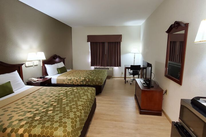 Room 21 of 33