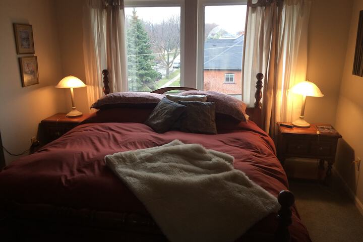 Room 30 of 51
