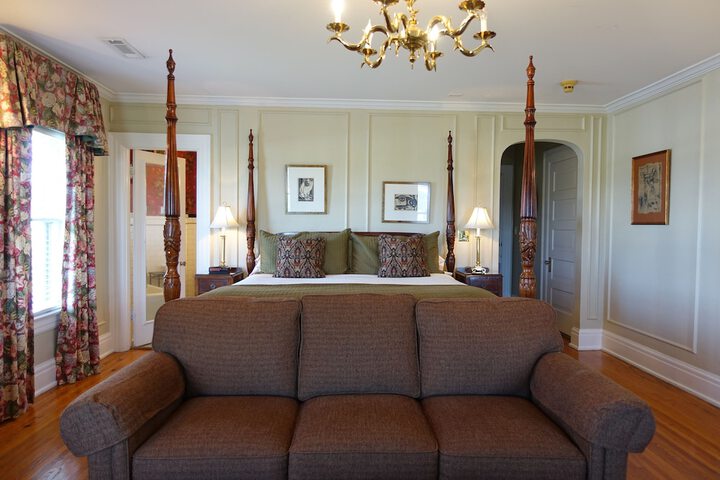 Room 78 of 151