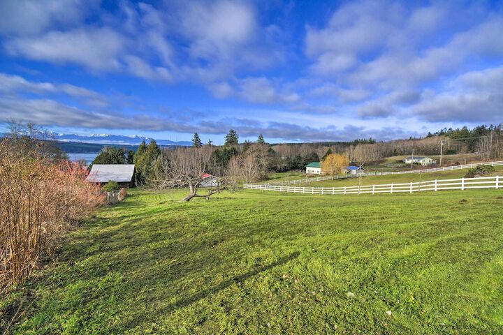 Breathtaking Port Ludlow Home w / Deck & Yard