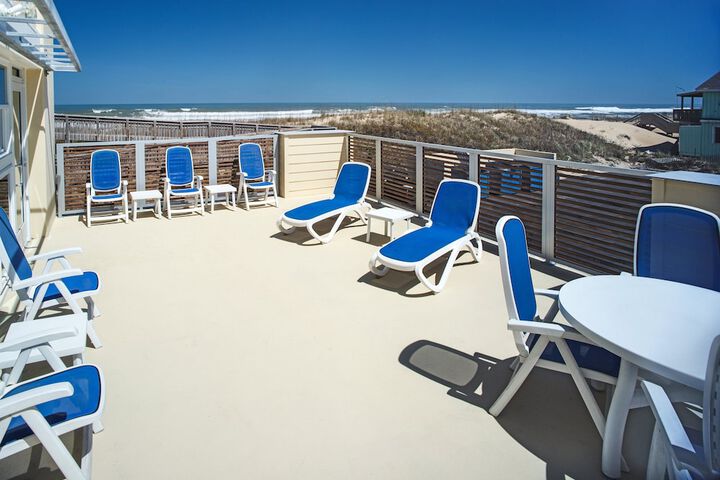 Holiday Inn Express Nags Head Oceanfront by IHG