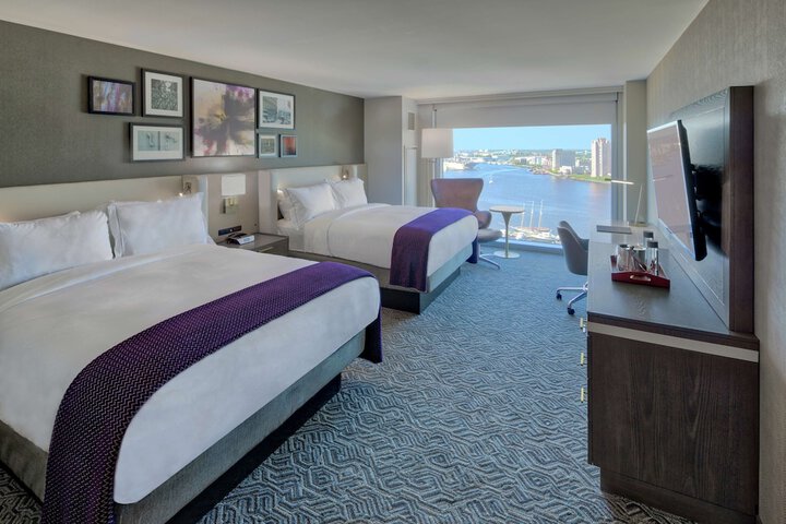 Room 47 of 108