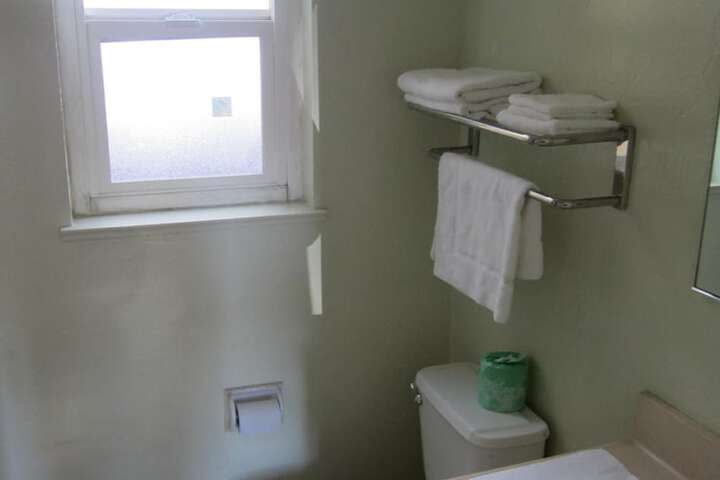 Room 14 of 49