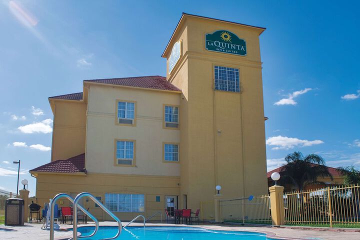 Hotel 2 of 28