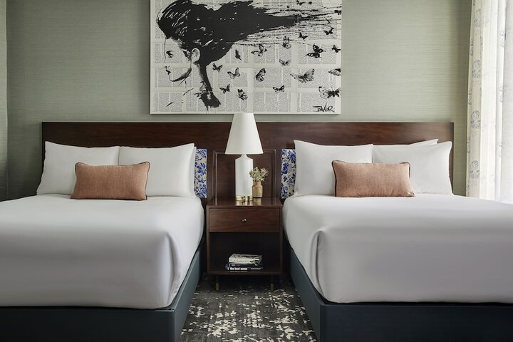 Room 28 of 51