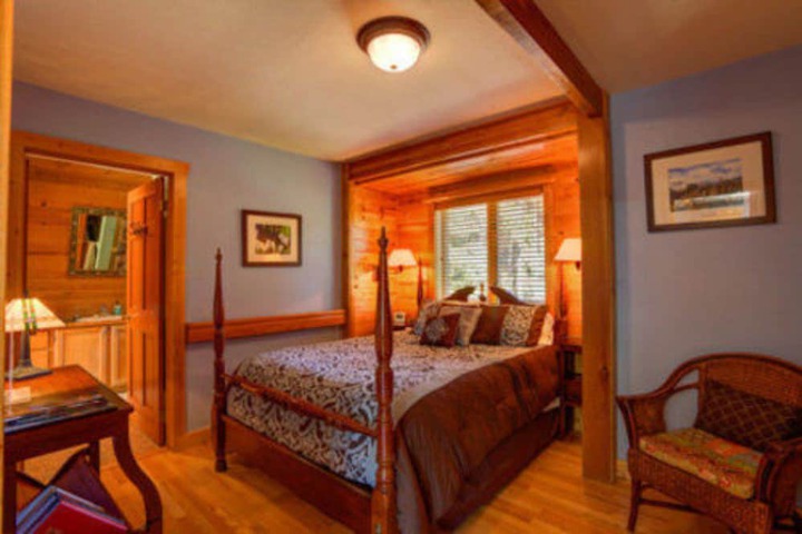 Room 13 of 29