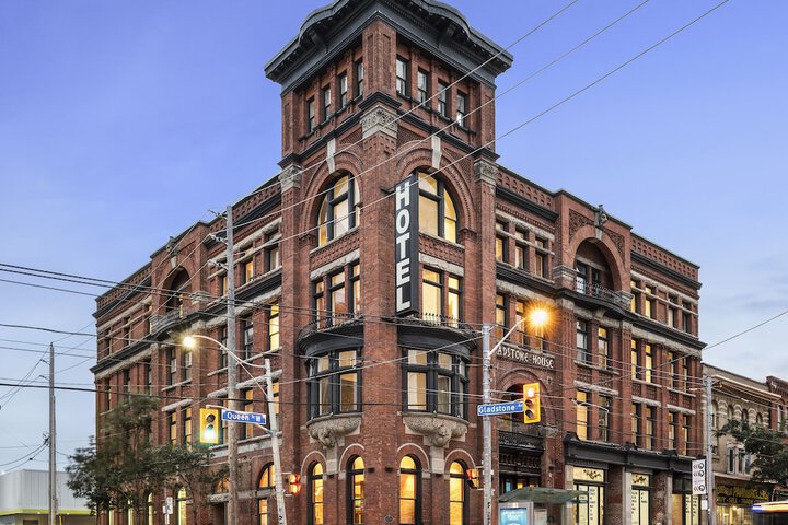 Hotel 6 of 69