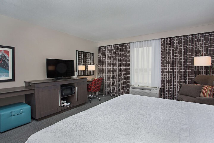 Room 15 of 33