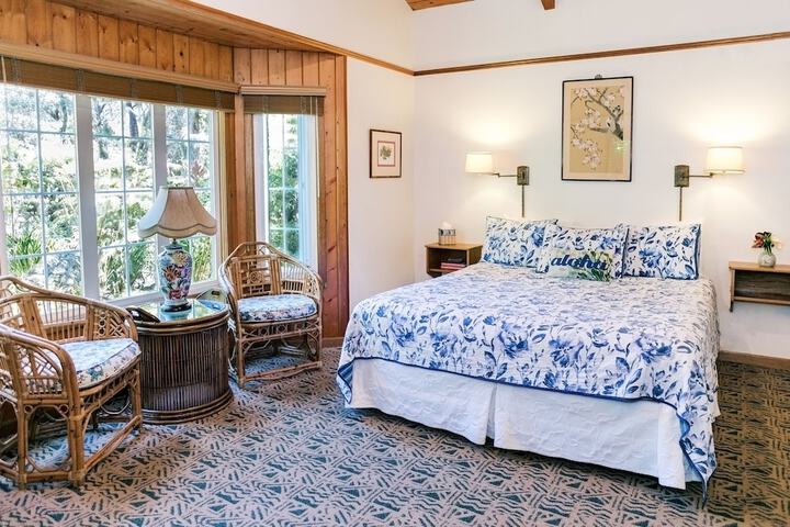 Kilauea Lodge and Restaurant
