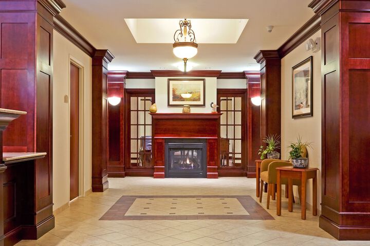 Hotel 4 of 36