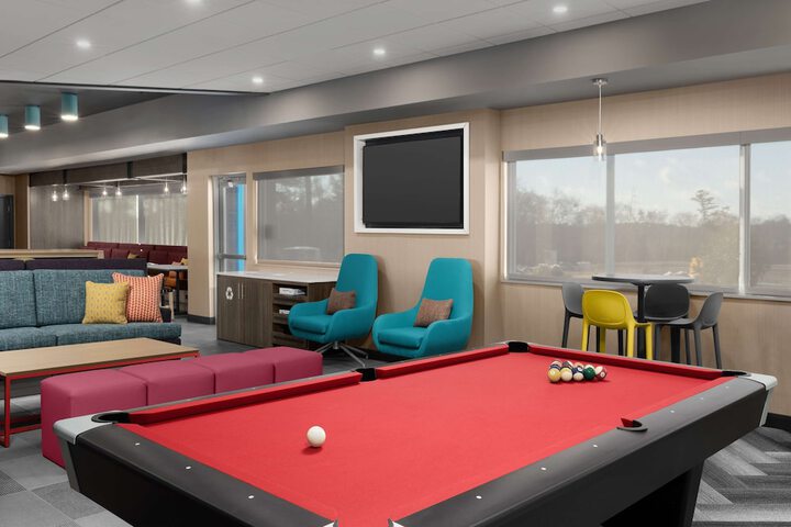 Hotel Interior 4 of 27