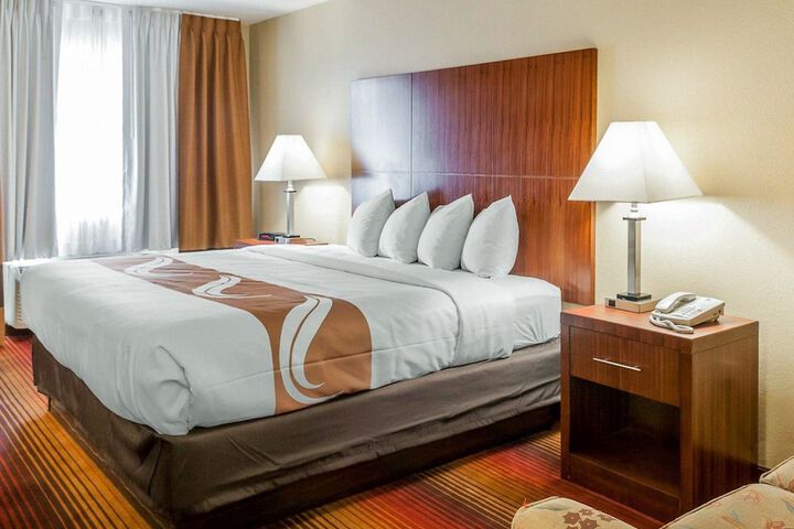 Room 14 of 30