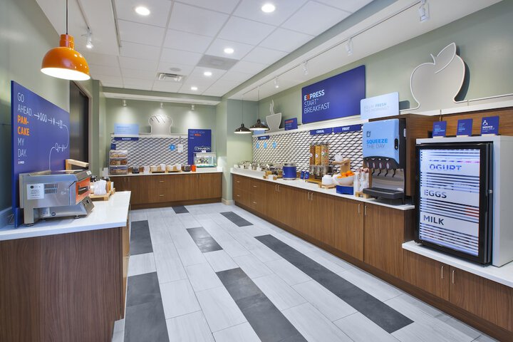 Holiday Inn Express & Suites Wooster by IHG