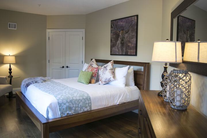 Room 8 of 34