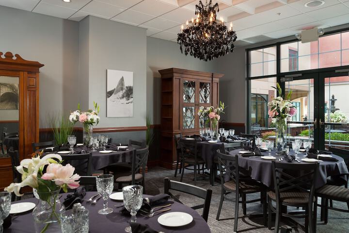 Hotel Anthracite