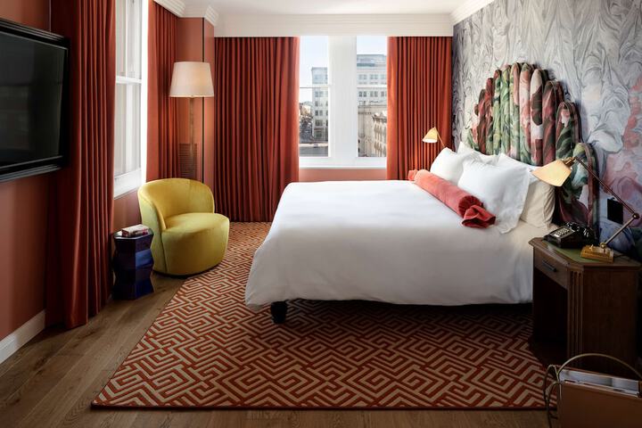 Room 41 of 75