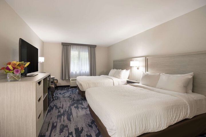 Room 40 of 53