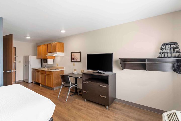 Room 17 of 19