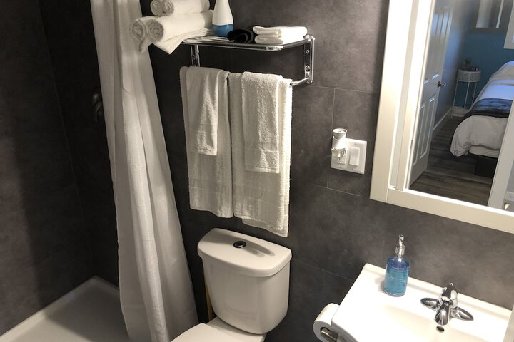 Room 82 of 118
