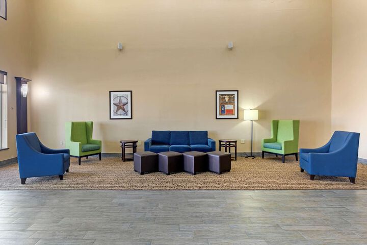 Hotel Interior 5 of 31