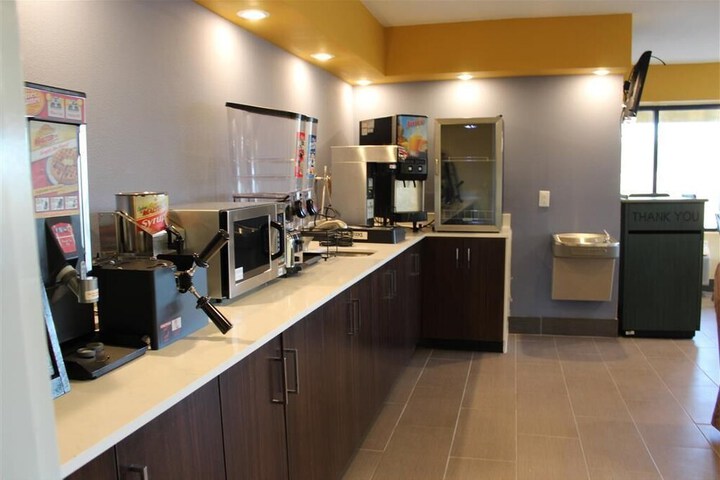 TRAVELODGE BY WYNDHAM UNADILLA