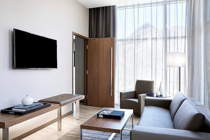 Room 26 of 43