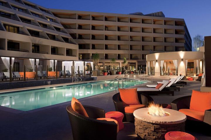 Hotel 4 of 48