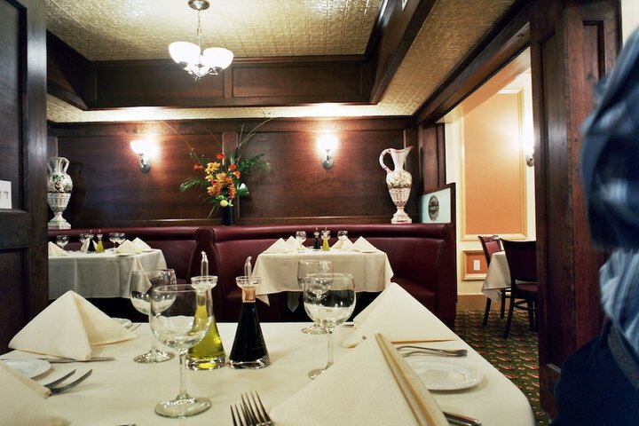 Dining 49 of 82