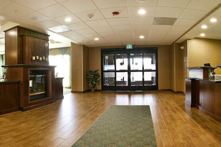 Hotel Interior 13 of 28