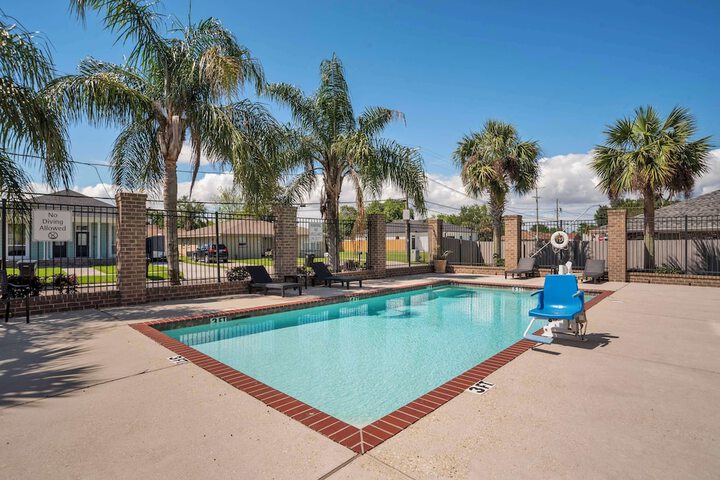 Pool 5 of 52