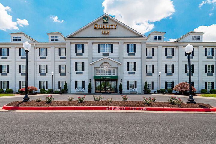 Hotel 6 of 49