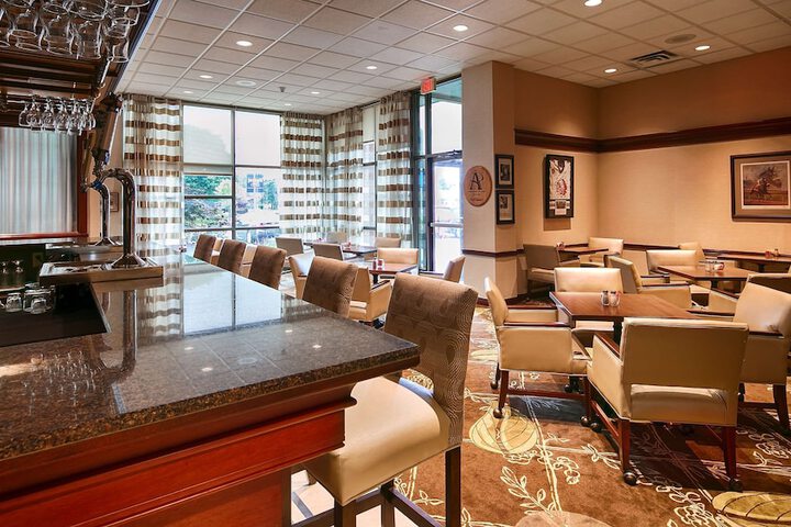 Best Western Plus The Arden Park Hotel