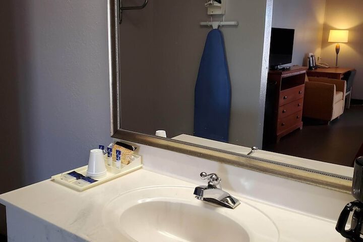 Americas Best Value Inn Wildersville