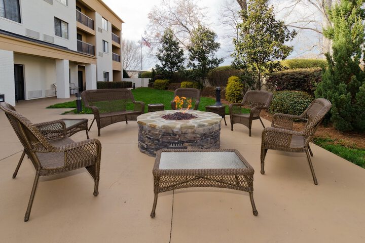 Terrace/Patio 25 of 26