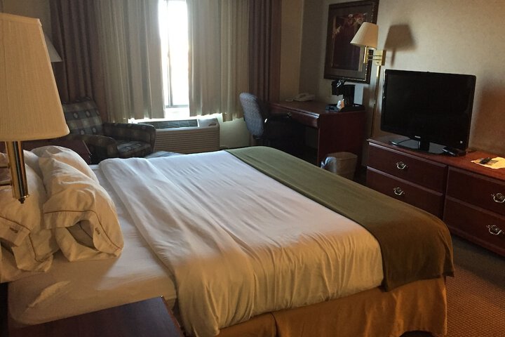 Room 11 of 41