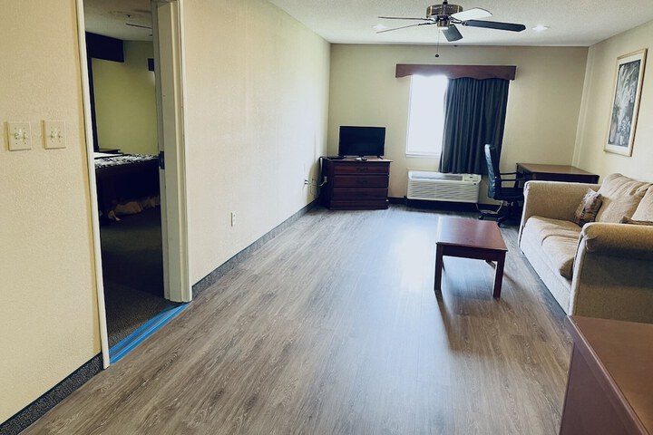 Americas Best Inn and Suites Flowood