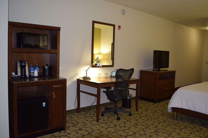 Hilton Garden Inn Rochester Downtown NY