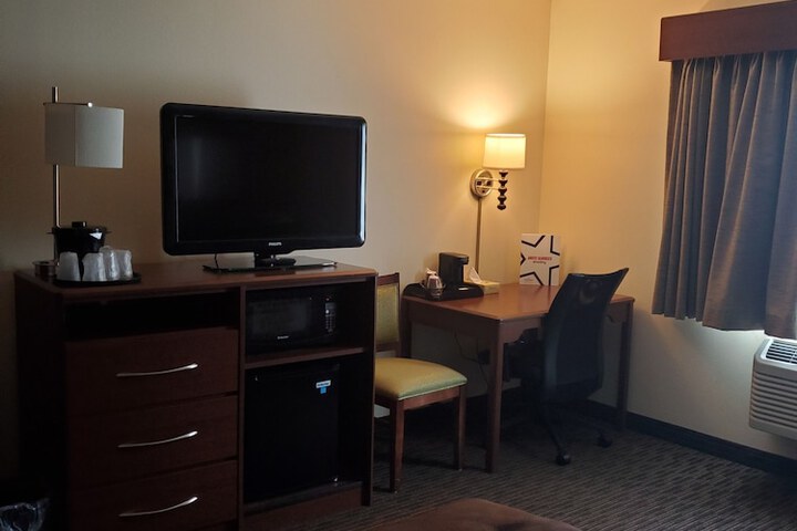 Room 17 of 25